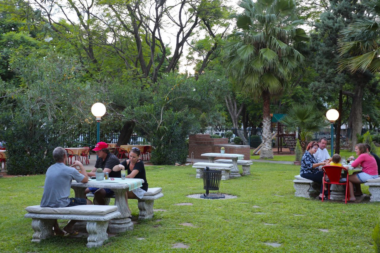 Minen Hotel Tsumeb Ngoại thất bức ảnh