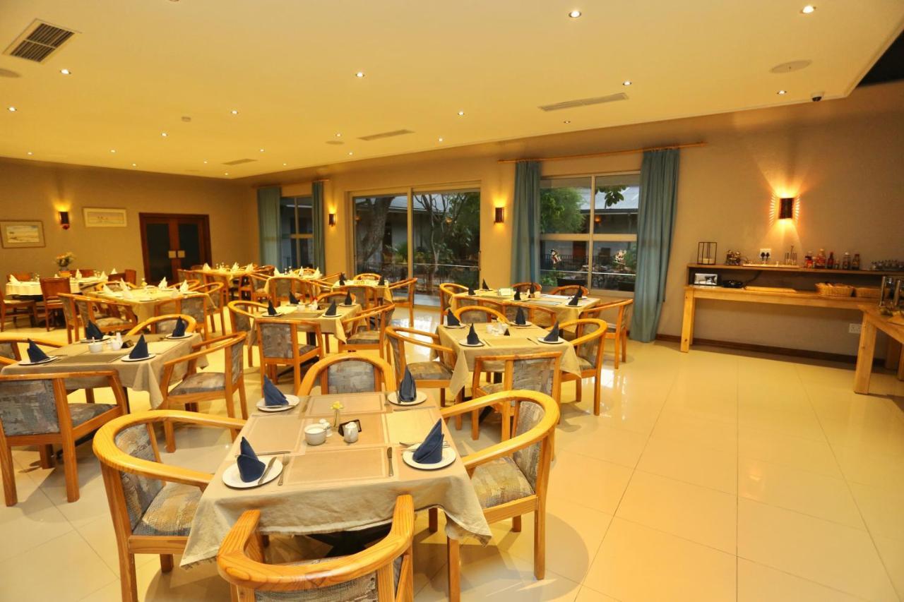 Minen Hotel Tsumeb Ngoại thất bức ảnh